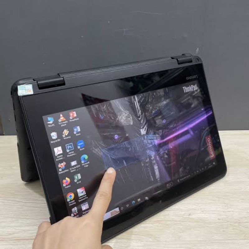 Lenovo yoga 300e Chromebook Touchscreen 4gb 32gb