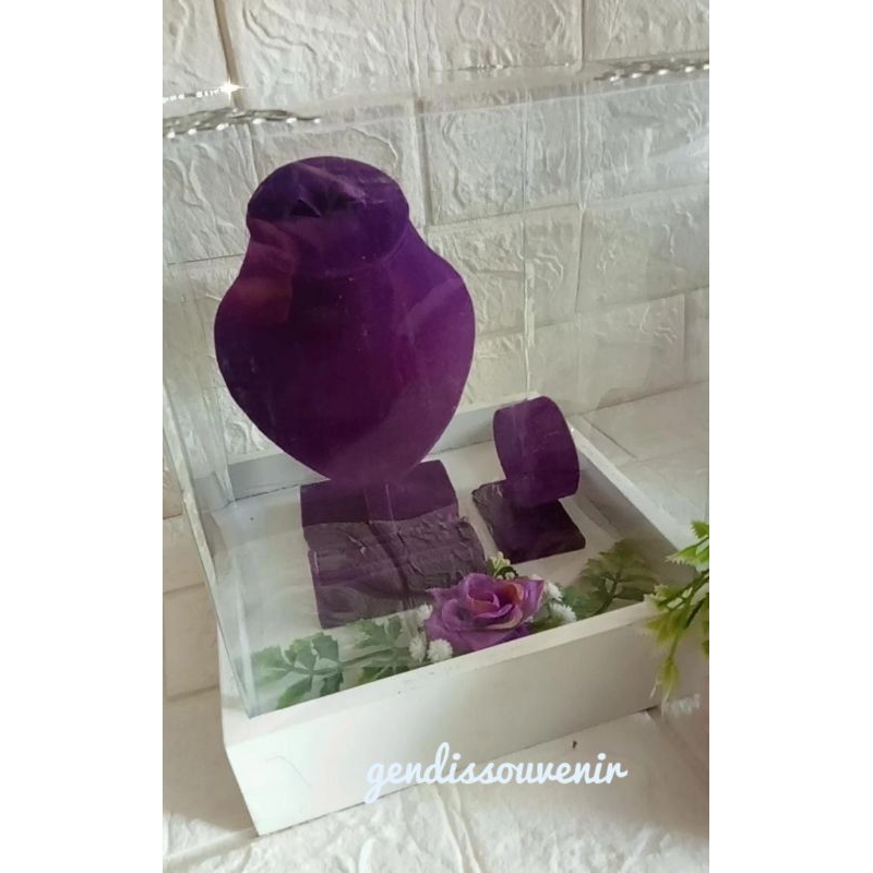 Box kayu seserahan mas kawin perhiasan tutup mika set ungu - display perhiasan