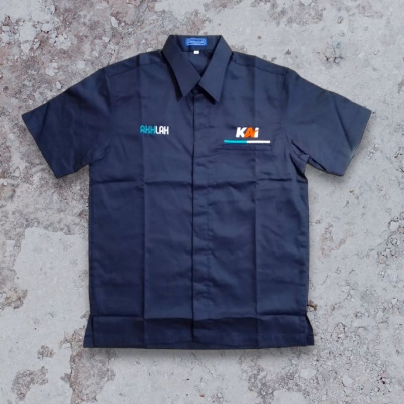 KEMEJA BORDIR KAI BUMN AKHLAK BIRU NAVY  BAJU SERAGAM KAI KEMEJA BUMN BIRU NAVY