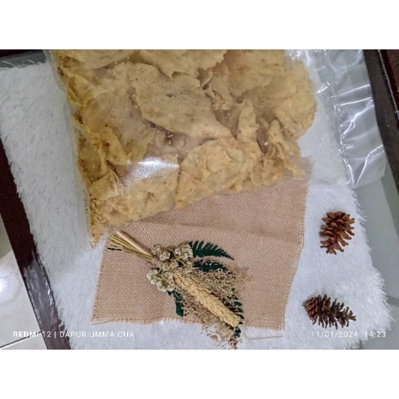 

kue bawang 1/2 kg