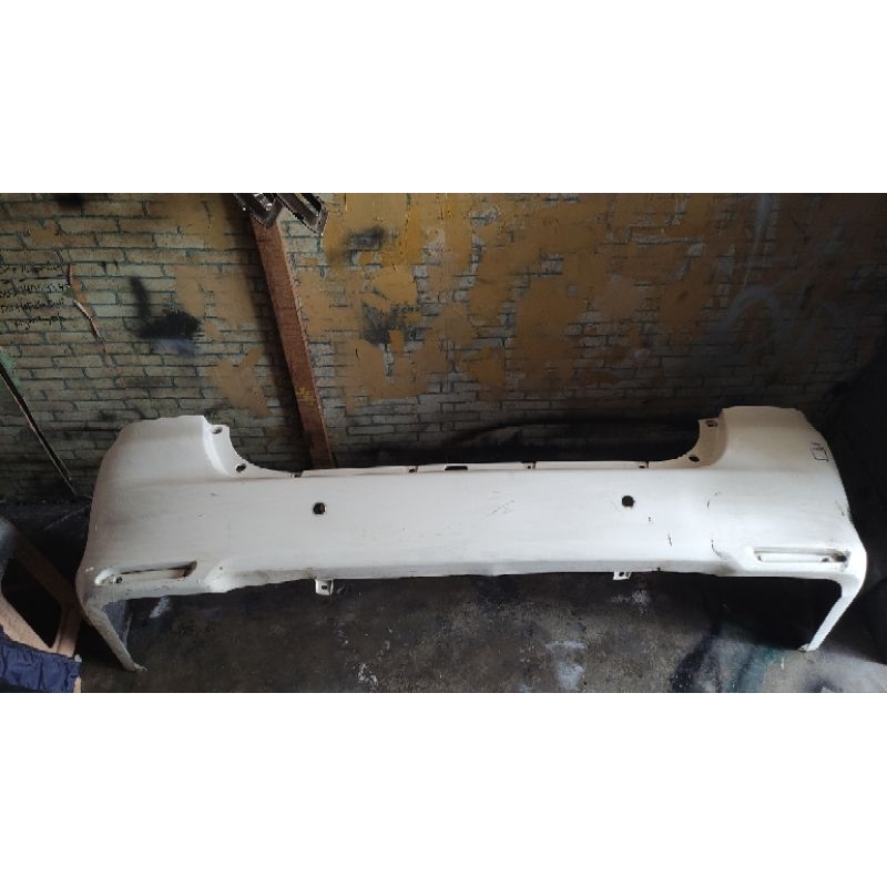 bemper belakang Innova 2010 2011 2012 2013 2015 sekond original