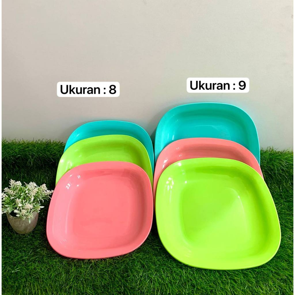 Piring Plastik Harmonis - ORI HARMONIS- Piring Segi Plastik - Panjang 21 cm- Piring Mahkota