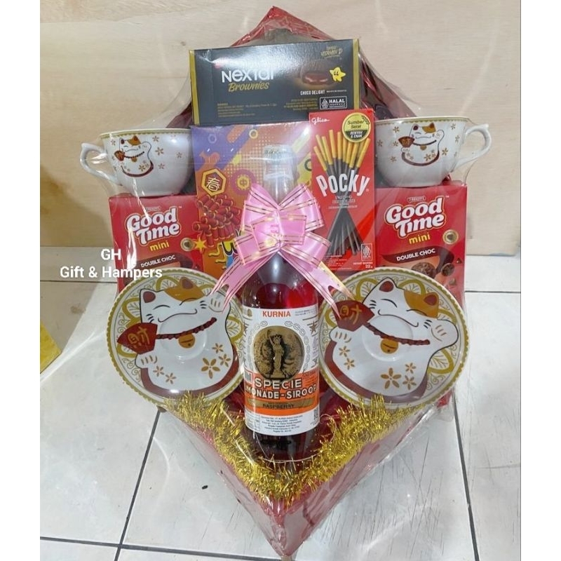 

Parcel Imlek Snacks Sirup Teaset Hampers CNY Kado Hadiah Parsel