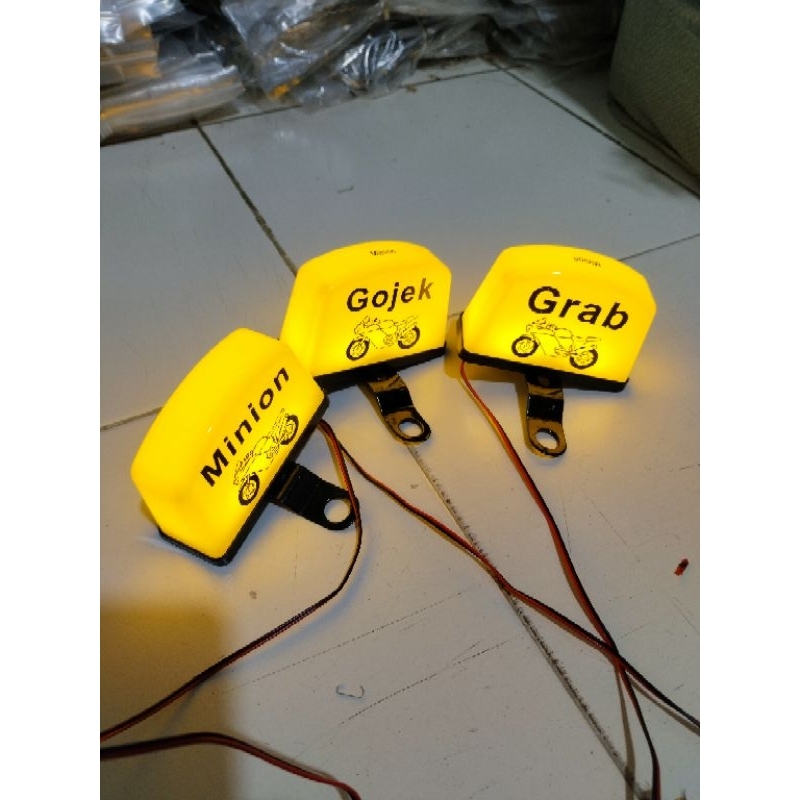 lampu logo gojek grab minion lampu taxi grab minion gojek lampu logo bracket spion lampu variasi dri