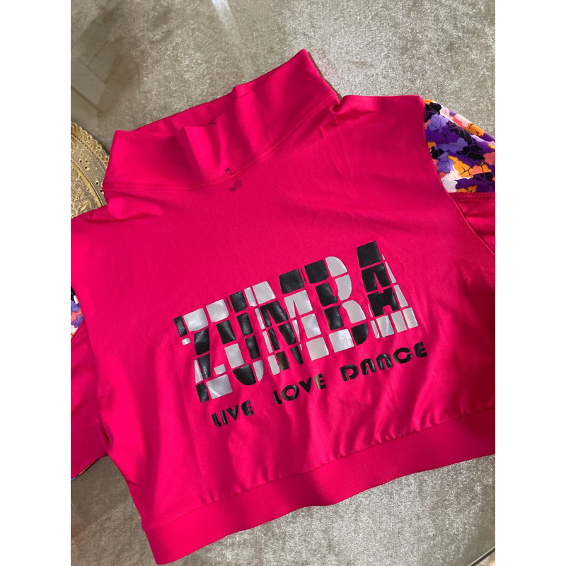 baju senam / atasan crop preloved