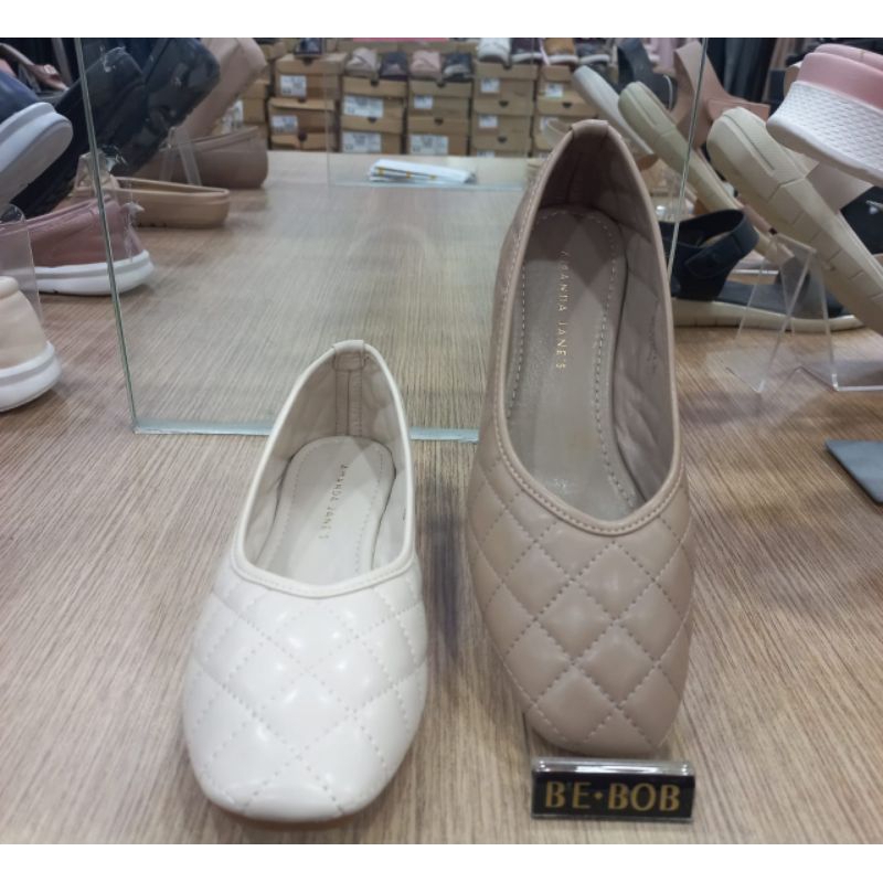 Sepatu flat wanita ringan merk AMANDA JANE'S