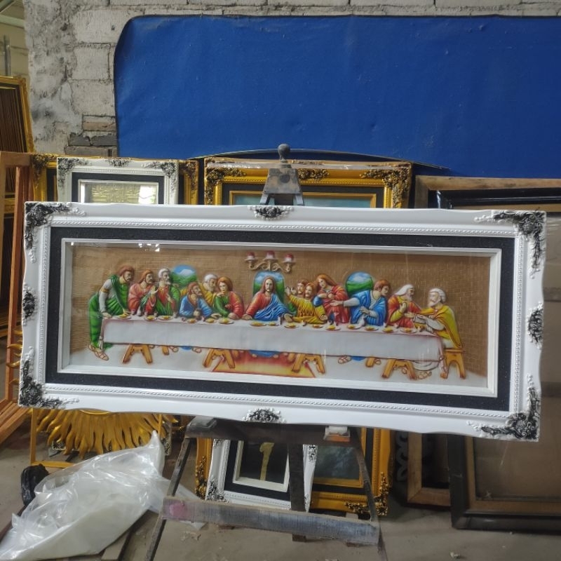 kaligrafi hiasan dinding kuningan perjamuan kudus timbul