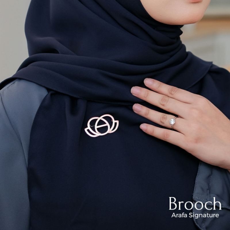 Arafa Signature Brooch by Arafa Hijab