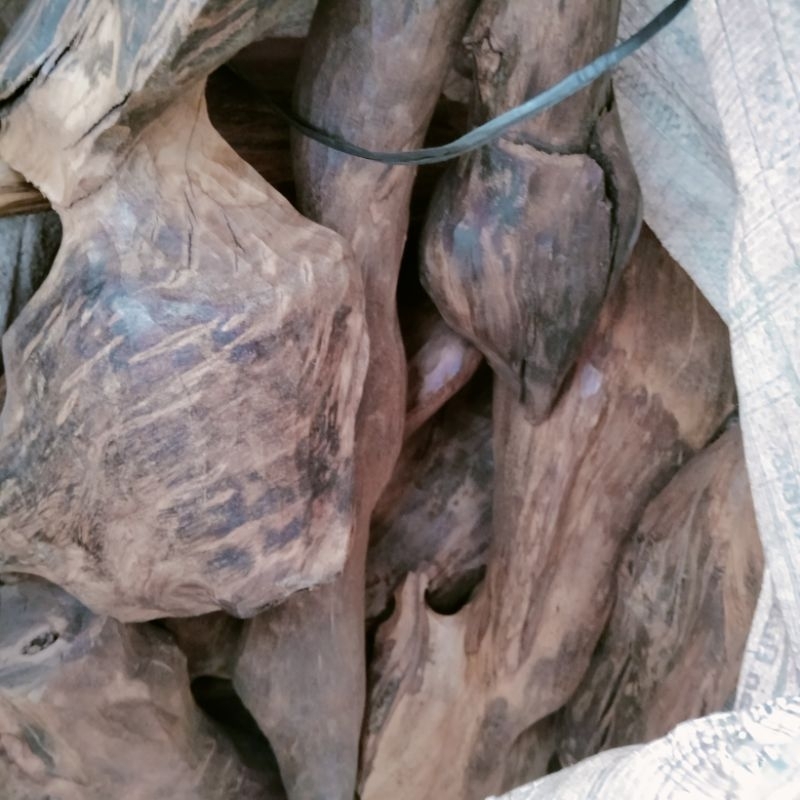 kayu galih gaharu 1kg
