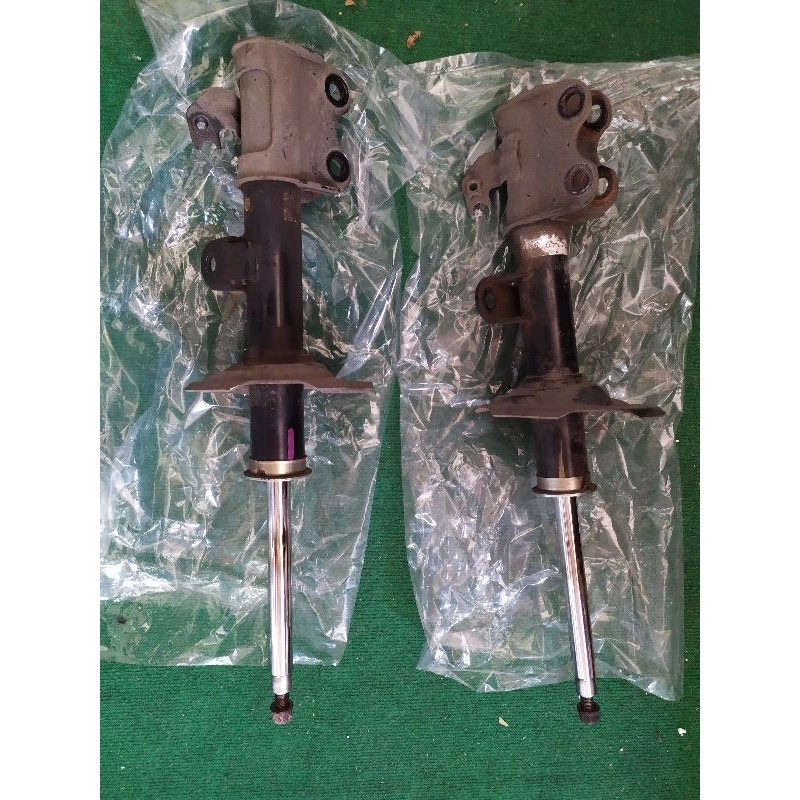 skok mobil shock breaker mobil depan kanan kiri mobil avanza bekas copotan ka