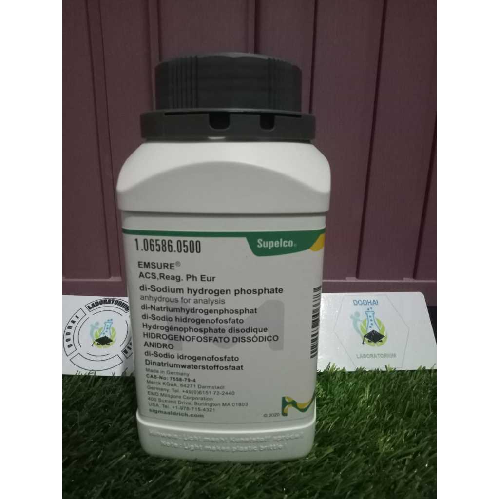 Disodium hydrogen phosphate dihydrate, dinatrium hidrogen pospat, Na2HPO4, ecer