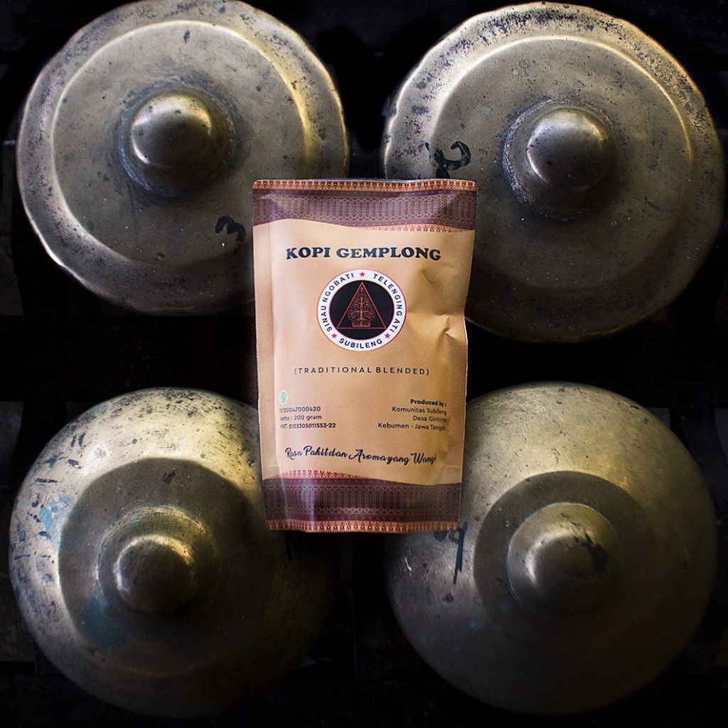 

Kopi Gemplong Kopi Bubuk original 100%| Bergaransi | Pengiriman Cepat| Kopi