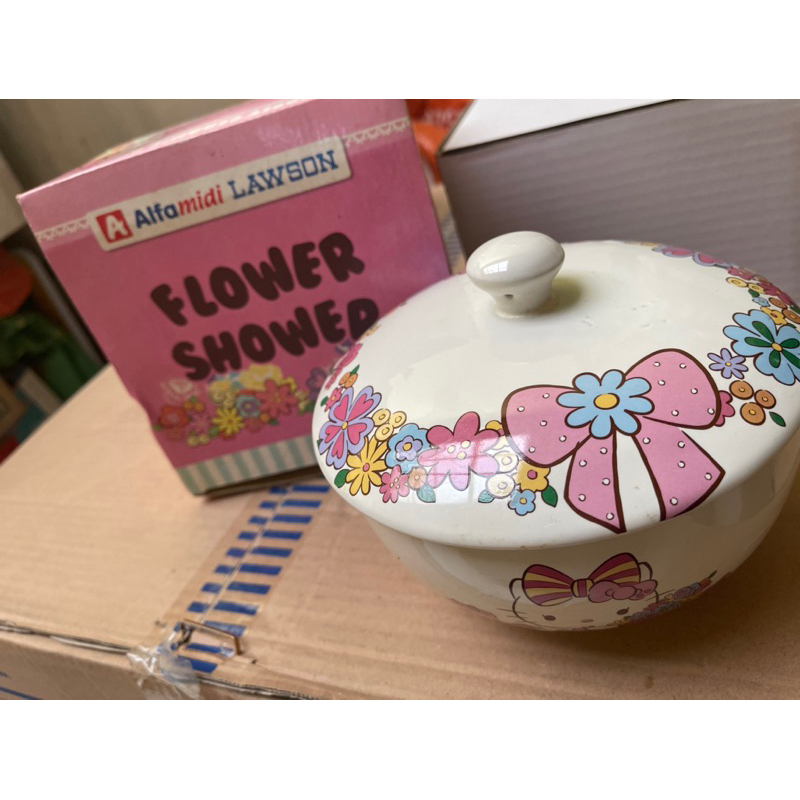 mangkok hello kitty flower shower dari Alfamart