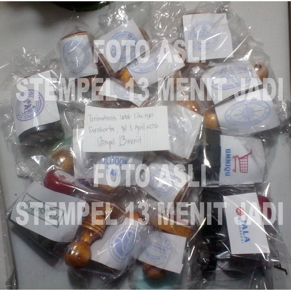 

ART Q75O Stempel Karet Gagang Kayu