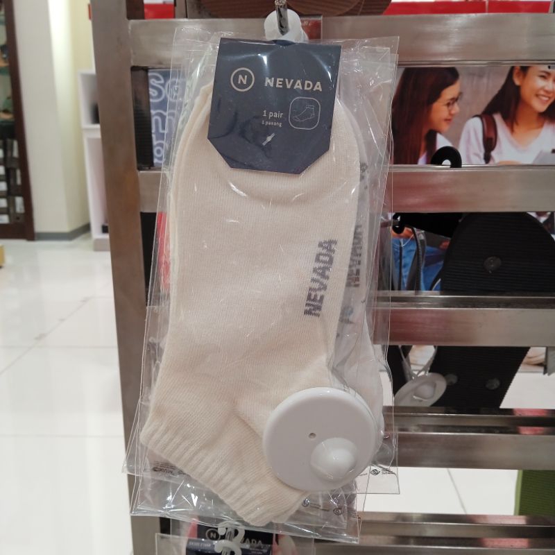 NEVADA Kaos kaki Original Matahari