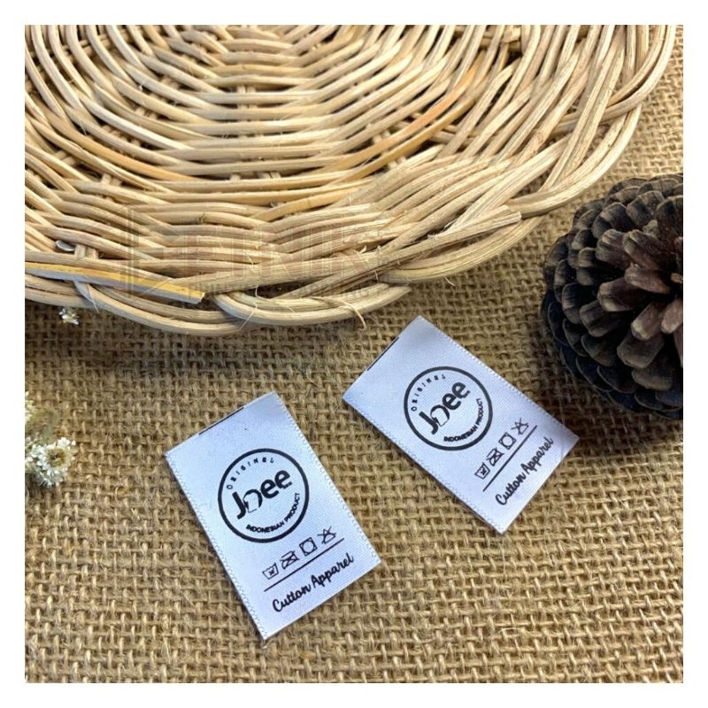 

label baju custom( min 500pcs ) label pakaian twilltape label washing label printed