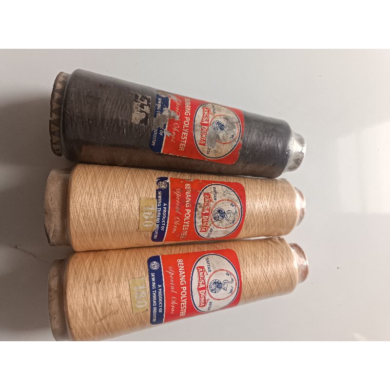 benang obras poliester merk angsa dunia