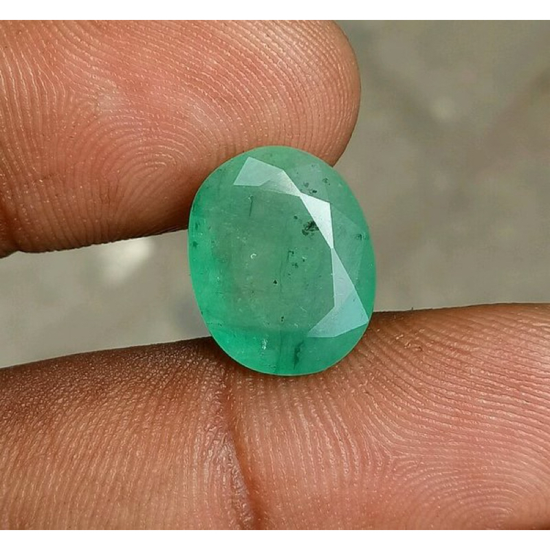 Batu Zamrud Brazil Natural Columbian Emerald Jamrud dim 14x11x6 CT 6.40
