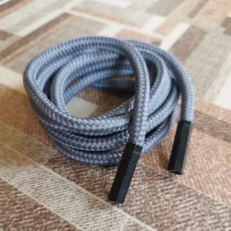 TALI HOODIE UJUNG HITAM