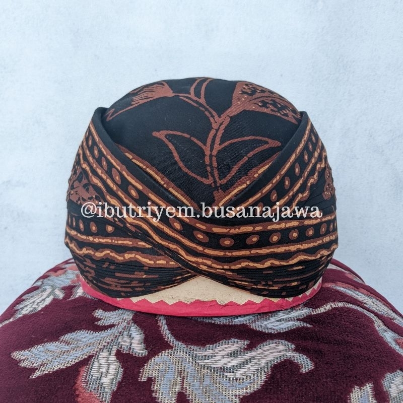 Blangkon Solo Perbawan Alusan Batik Kombinasi