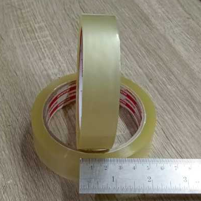 

Esolasi Lakban / Selotip / Isolasi 1 inch x 72 yard (92 40 20)