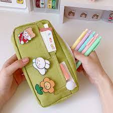 

Tempat Pensil Sekolah Wanita