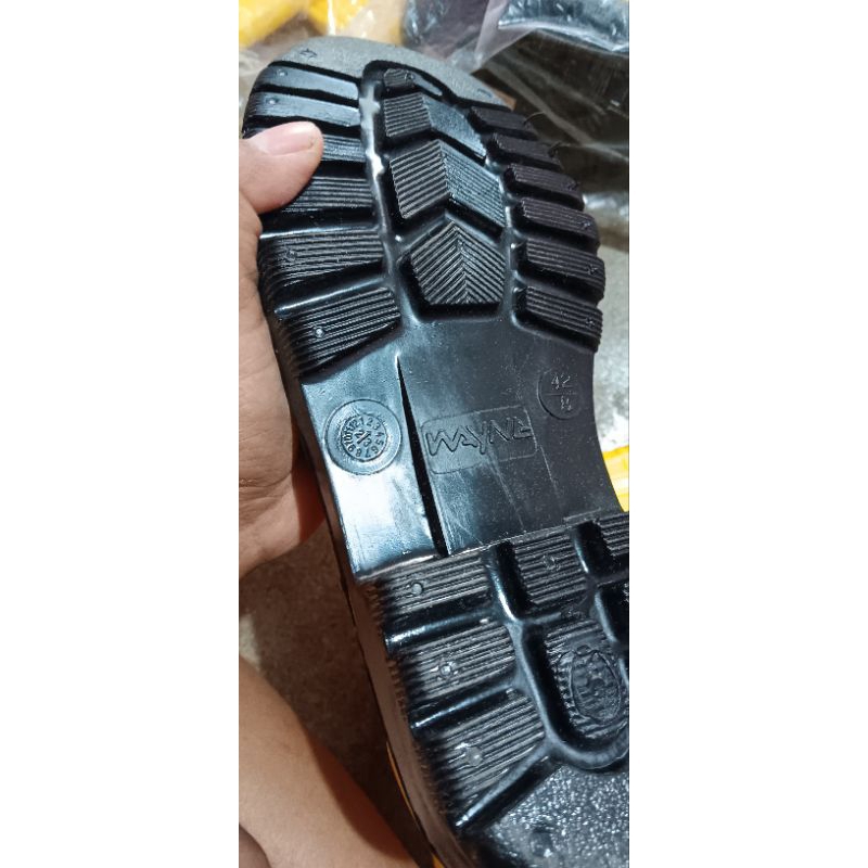sepatu safety shoes inyati rubber pacok jatah migas