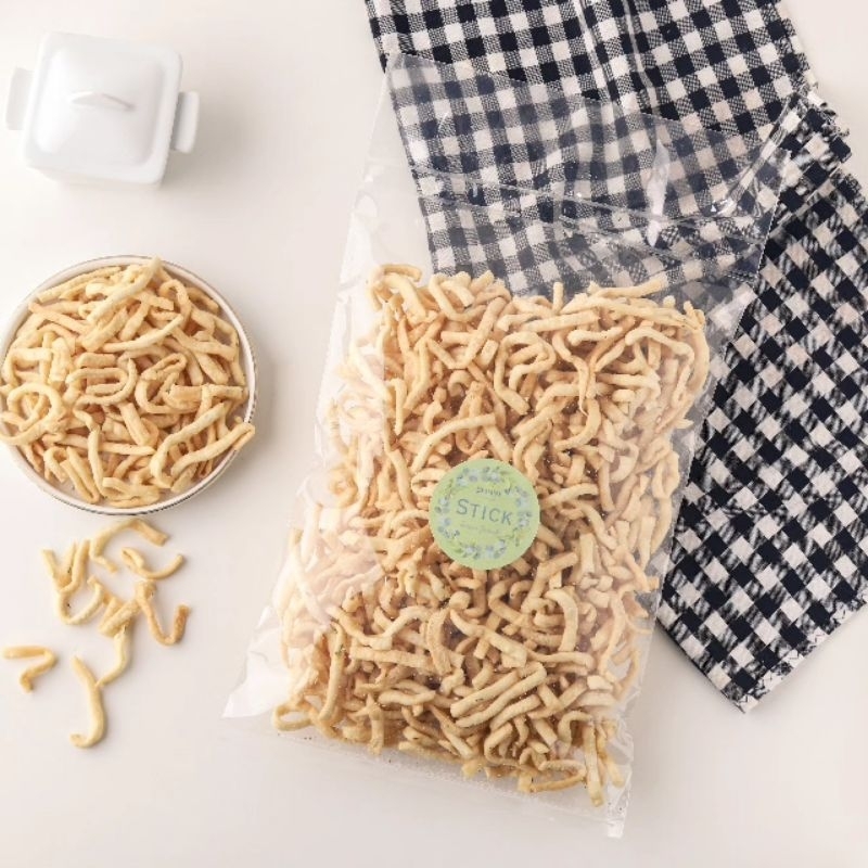 

stik daun jeruk / lime leaf sticks