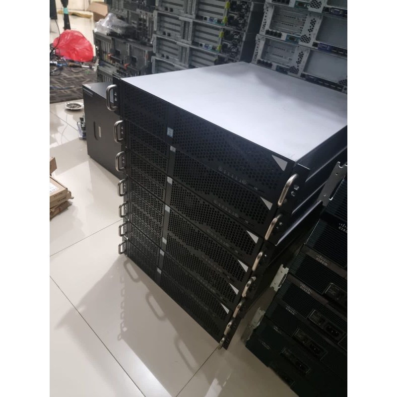 Mikrotik x86 level 6 8core 3.4ghz ddr4 2port SFP+ 10G