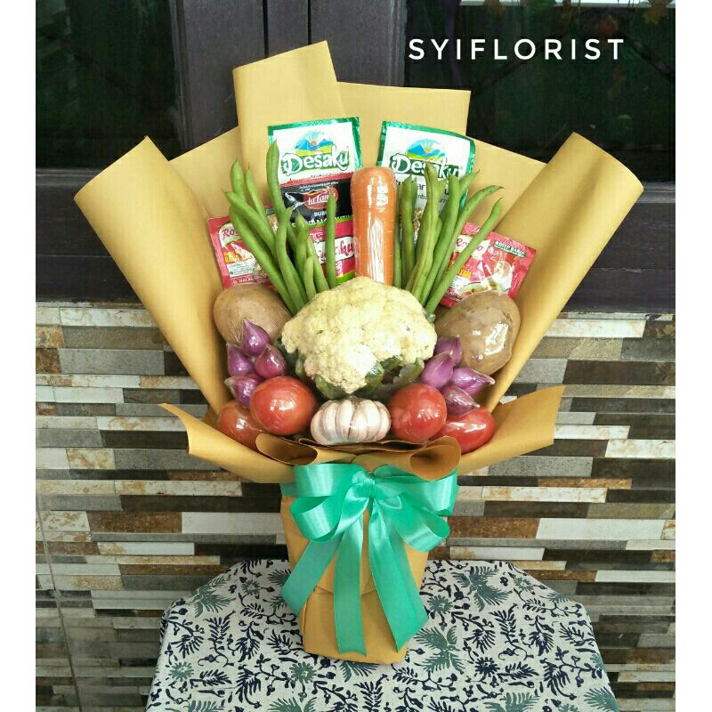 

BUKET SAYUR MIX BUMBU UNTUK HADIAH WISUDA, ULTAH, VALENTINE, ANNIVERSARY, HARI IBU DLL