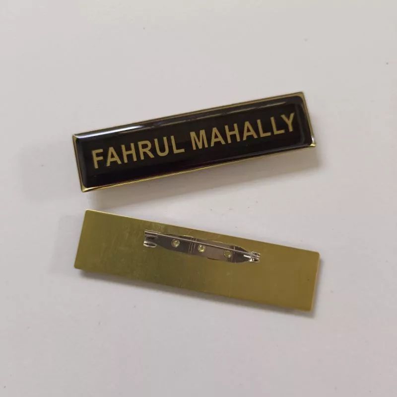 

name tag bahan kuningan cutting