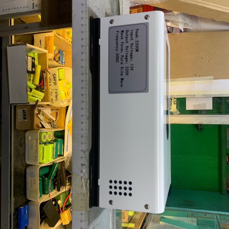 Inverter DC to AC PURE SINE WAVE DC 12V to AC 220V 2200 Watt