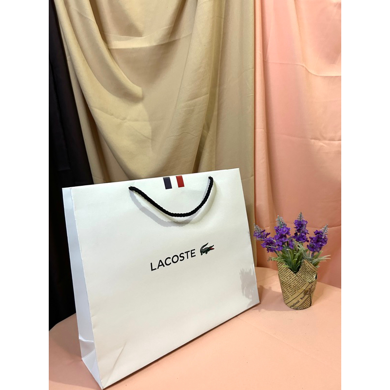 

[READY] Paper Bag M | Paper Bag Lacoste Pembungkus Kado ( Ready Stock Jakarta )