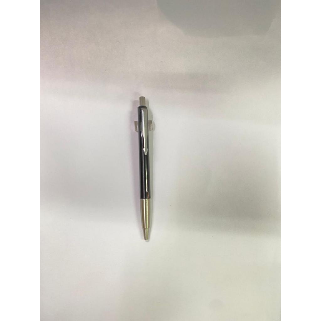 

Gramedia Jayapura - Parker pen seri Vector matte black chrome