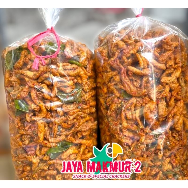 

TERLARIS BRANDS FESTIVAL 1kg keripik usus ayam pedas daun jeruk gas