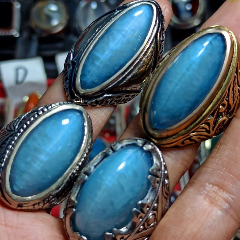 batu pandan biru langit