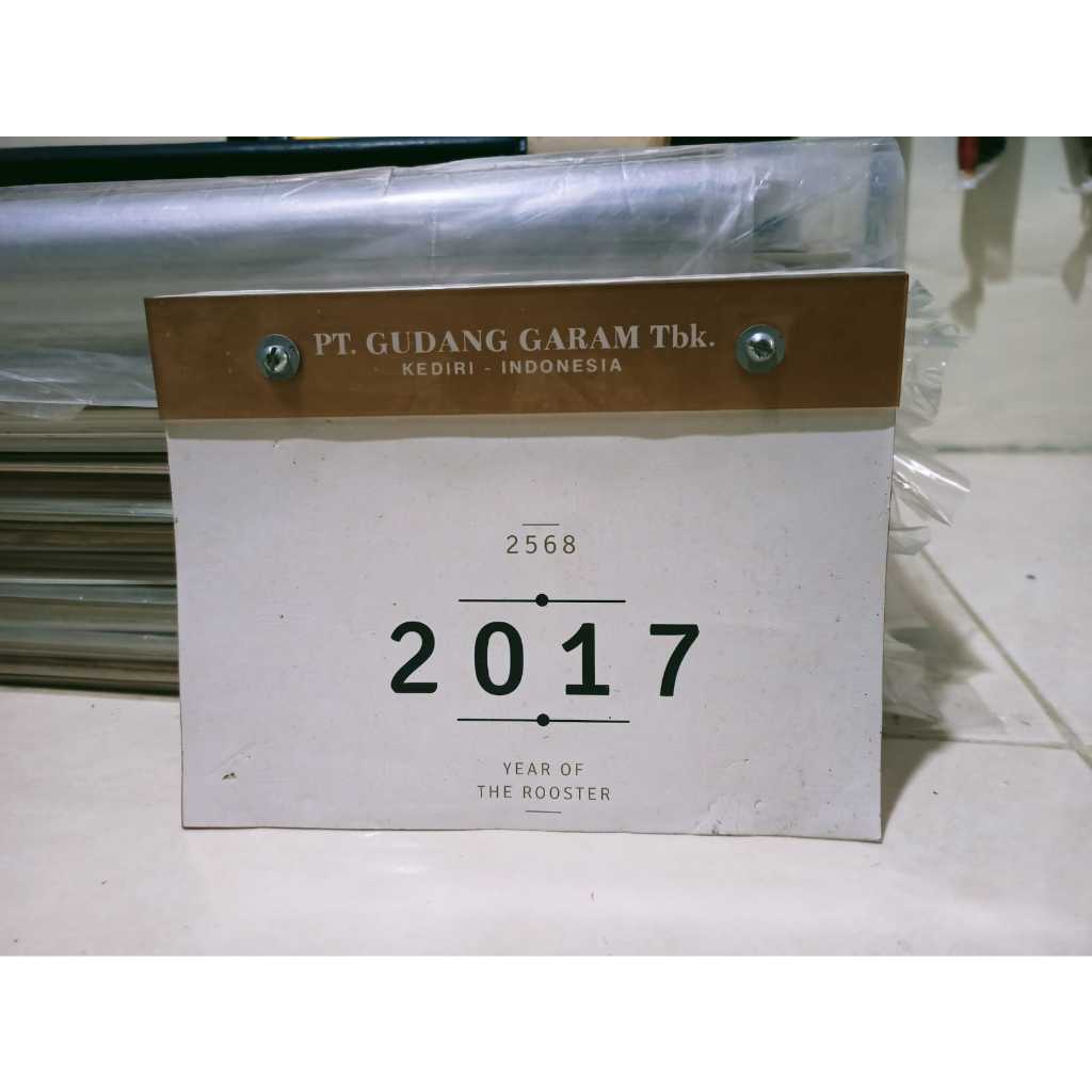 

Koleksi Jadul Kalender tahun 2017 kalender sobek H7 -17