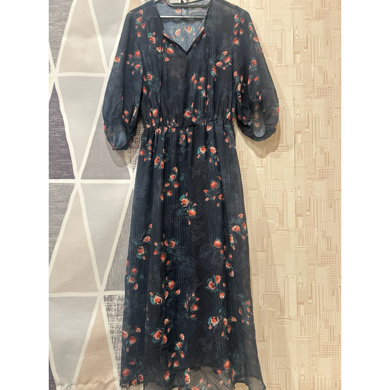 DRESS PANJANG BUNGA-BUNGA