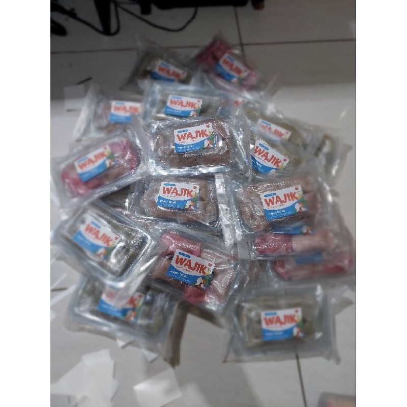 

Wajik Ketan Kelapa