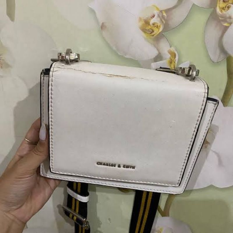 Tas Charles And keith for Unisex Cream bag