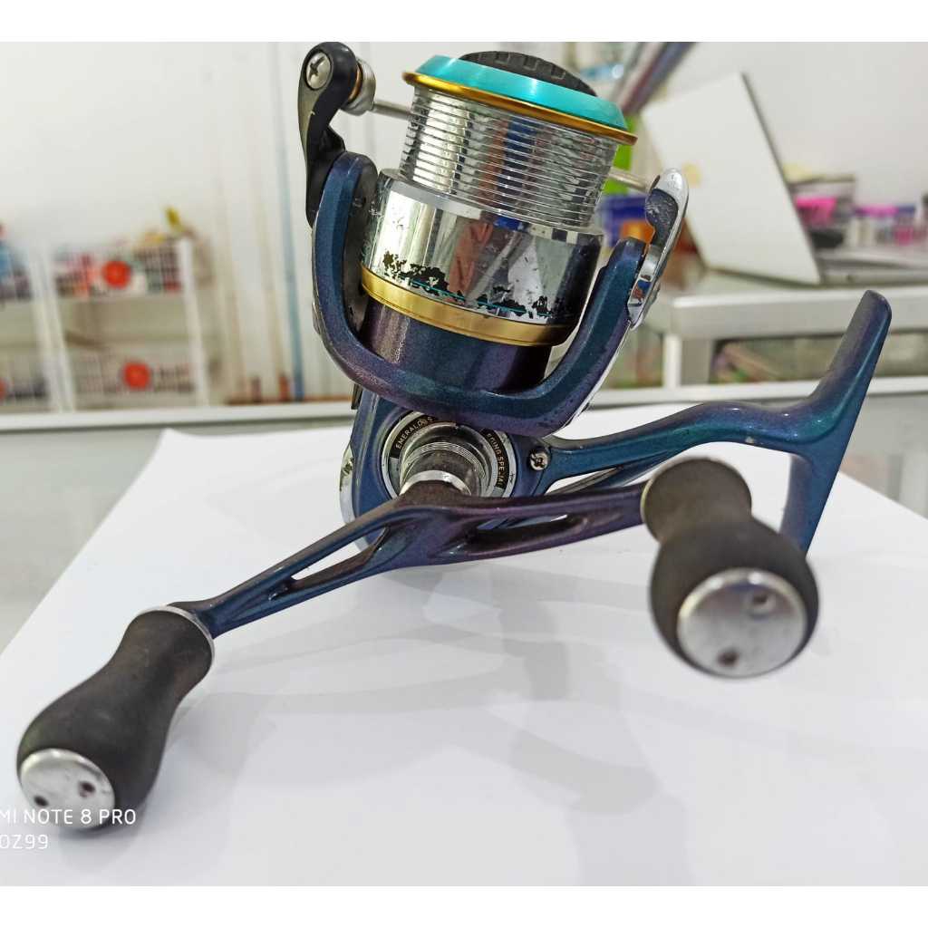 Reel pancing Daiwa Emeraldas 2500 Vietnam