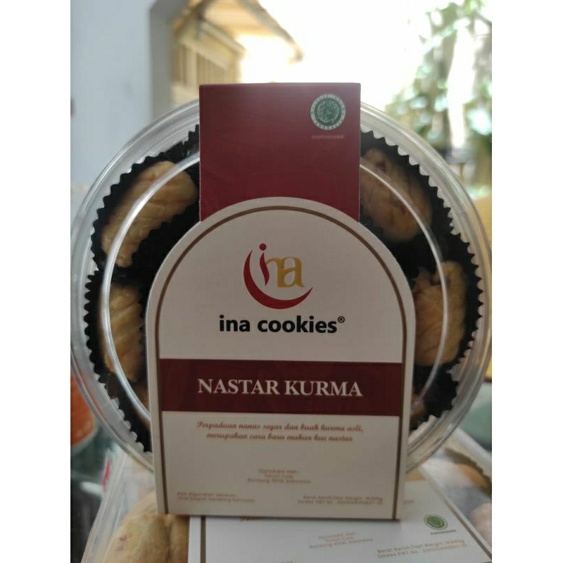 

Ina Cookies NASTAR KURMA Toples Reguler