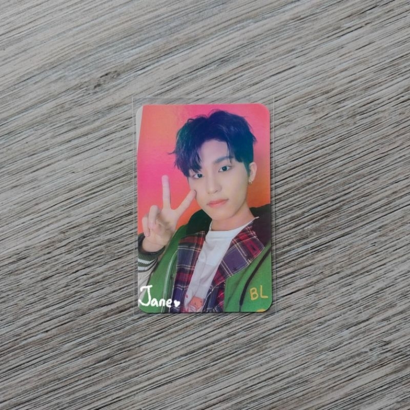 PC [OFFICIAL] Jeongwoo Treasure POB YES24 Jikjin rare
