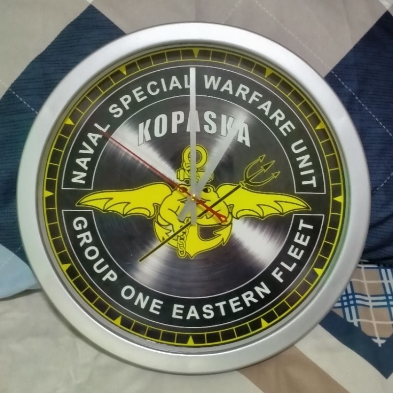 Jam Dinding KOPASKA