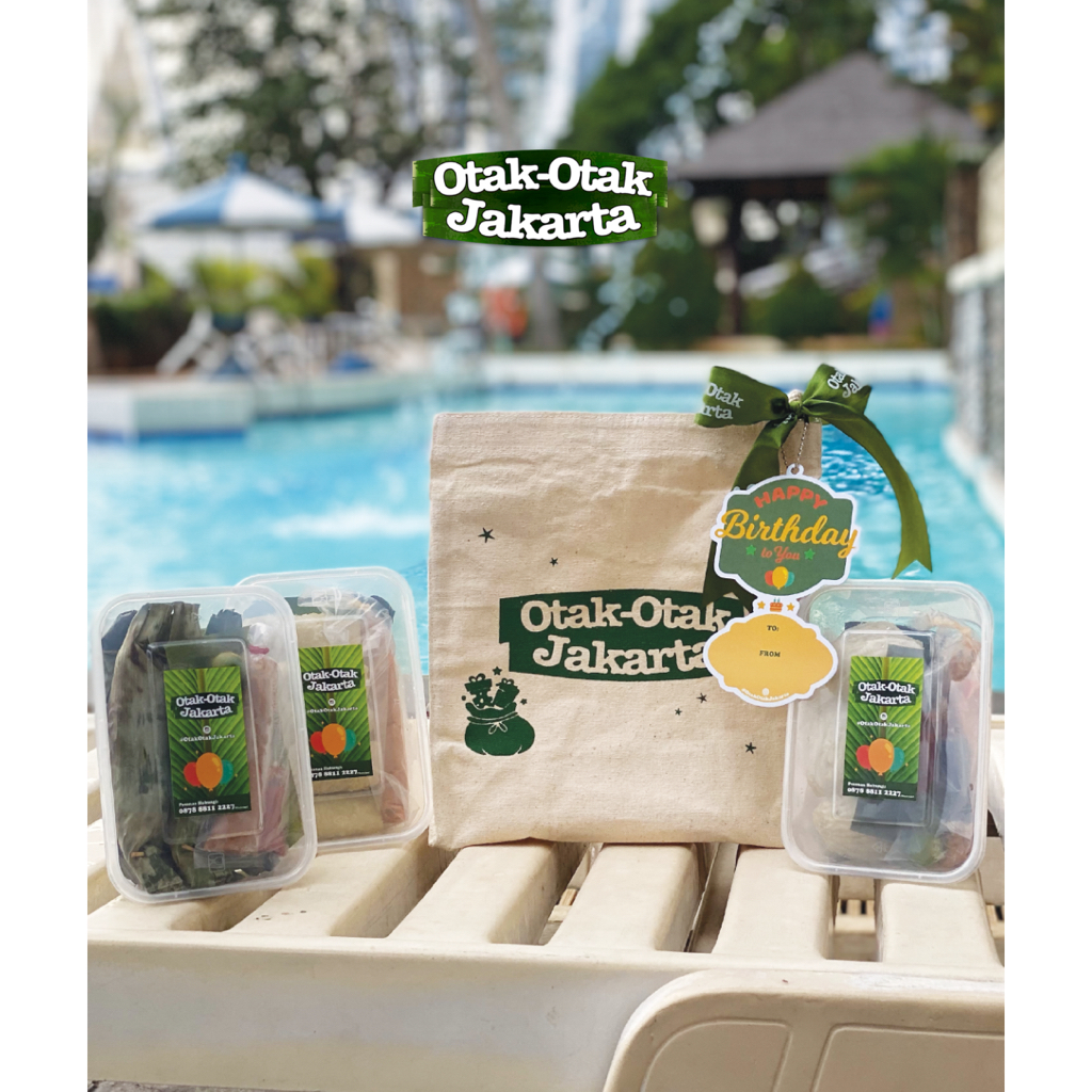 

Birthday Hampers by #OtakOtakJakarta (no.1)