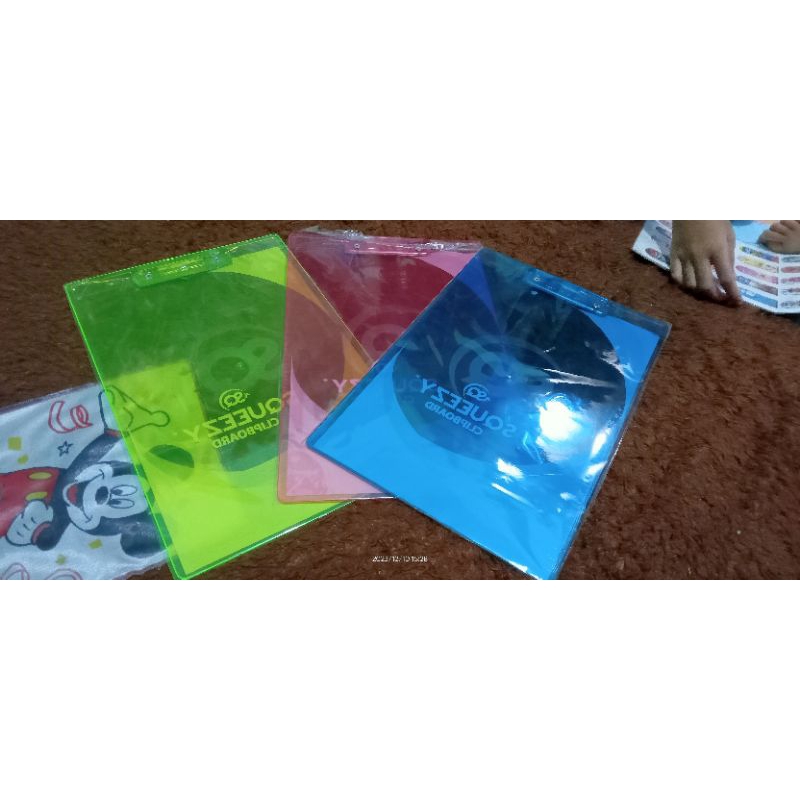 

PAPAN UJIAN PLASTIK BENING/PAPAN CLIPBOARD/PAPAN UJIAN MIKA BENING