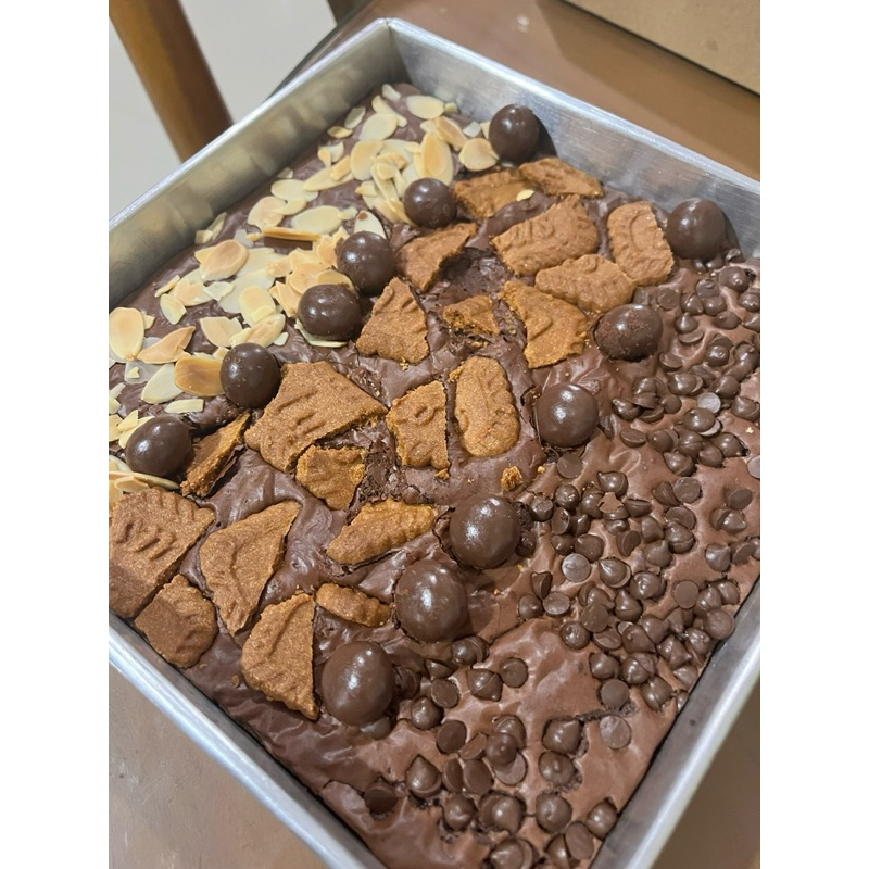 

brownies choochochip n almond 20 x 20 cm