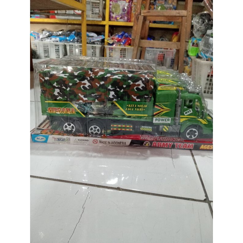 MOBIL MOBILAN TRUCK JUMBO MILITER JUMBO/ MAINAN TRUCK TENTARA JUMBO
