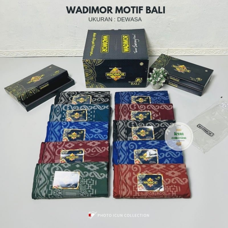 Sarung Wadimor motif bali kembang