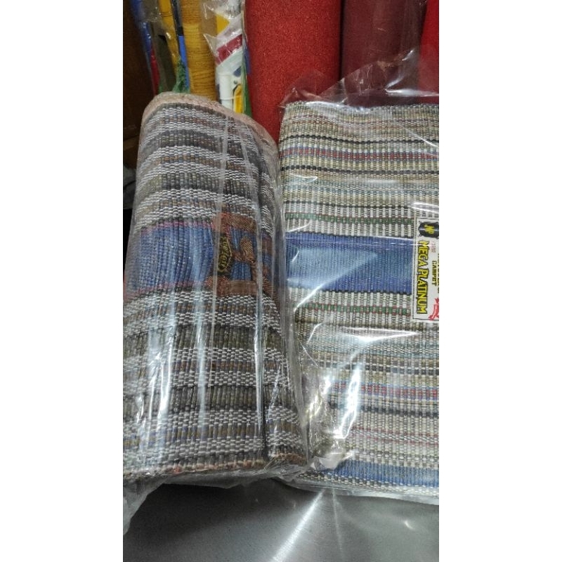 Tikar Lipat Piknik Tanpa Sambungan 2x3 M